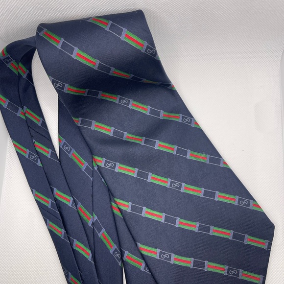 Vintage Gucci Necktie-Rare!  Great condition! - Picture 2 of 7